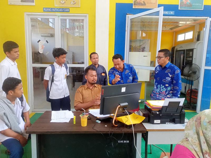 SMKN 1 Bangkinang Bantu Siswa Daftar PPDB 2024, Ini Jumlah Siswa yang Diterima Tahun Ini